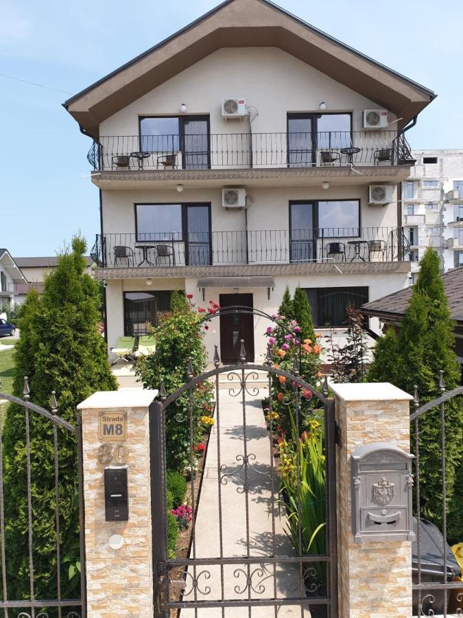 Vila Yna Navodari Dış mekan fotoğraf