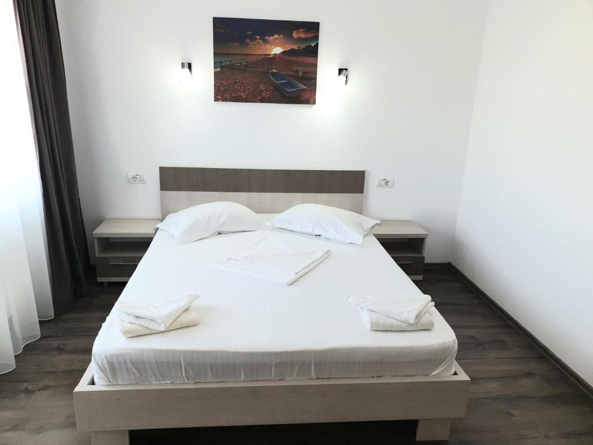 Vila Yna Navodari Dış mekan fotoğraf